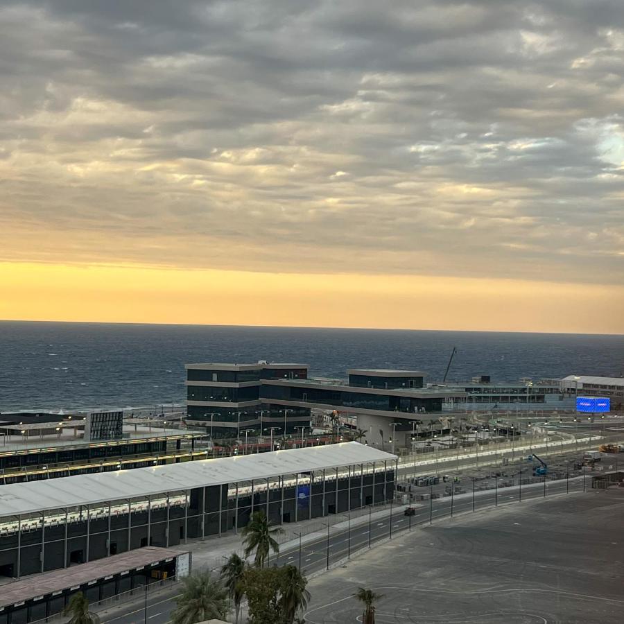 Апартаменты Almasarat Tower Sea View Джедда Экстерьер фото