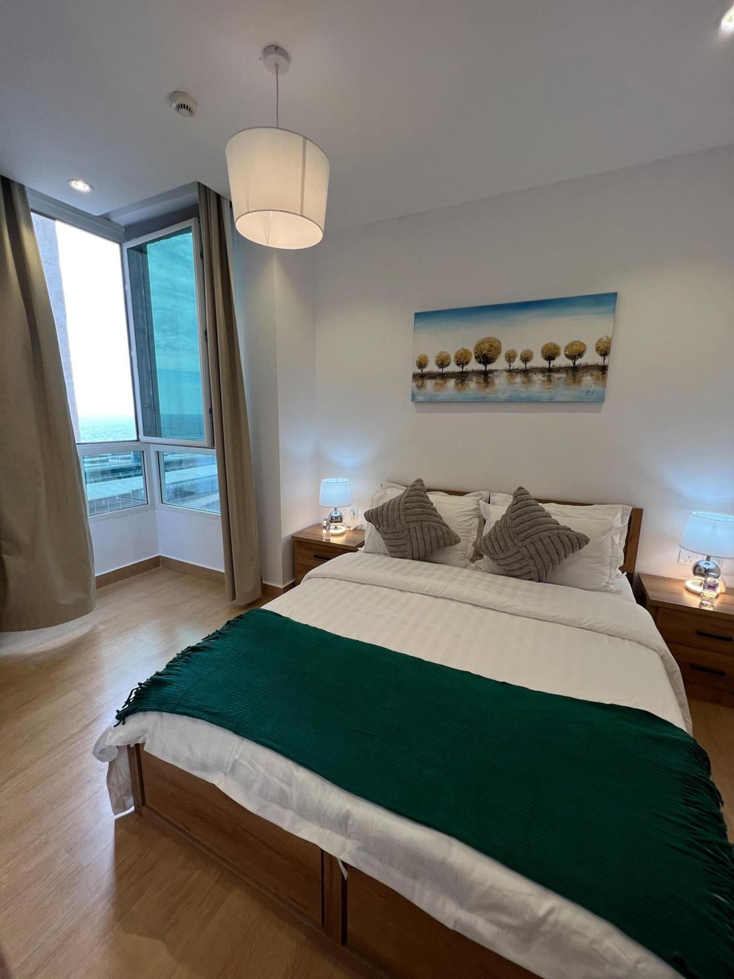 Апартаменты Almasarat Tower Sea View Джедда Экстерьер фото