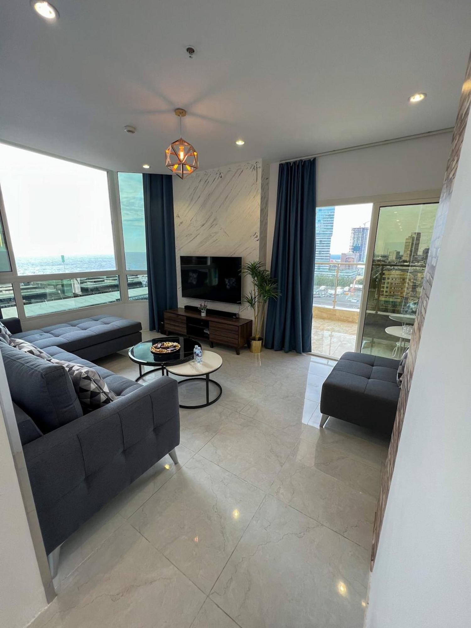 Апартаменты Almasarat Tower Sea View Джедда Экстерьер фото