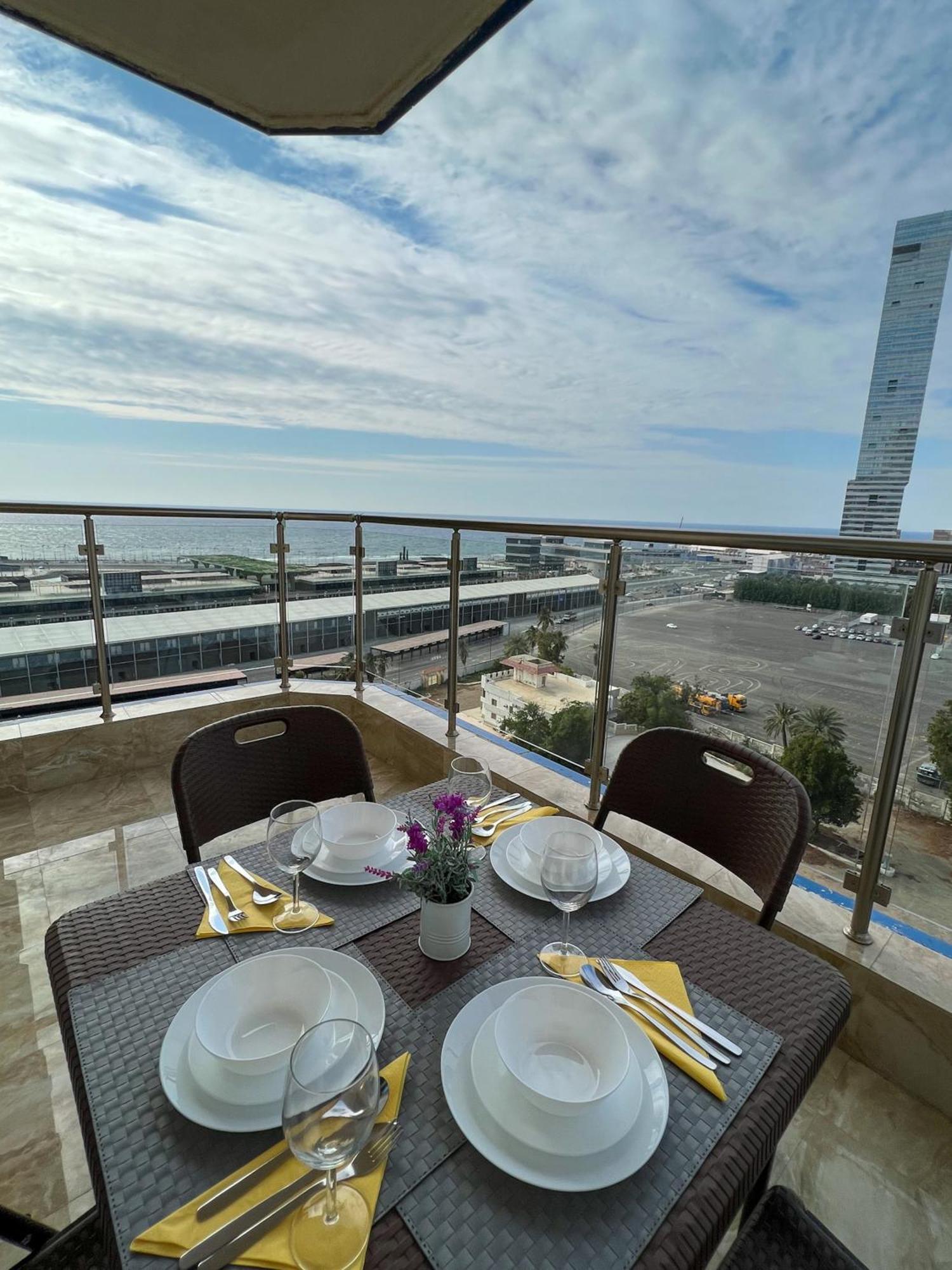 Апартаменты Almasarat Tower Sea View Джедда Экстерьер фото