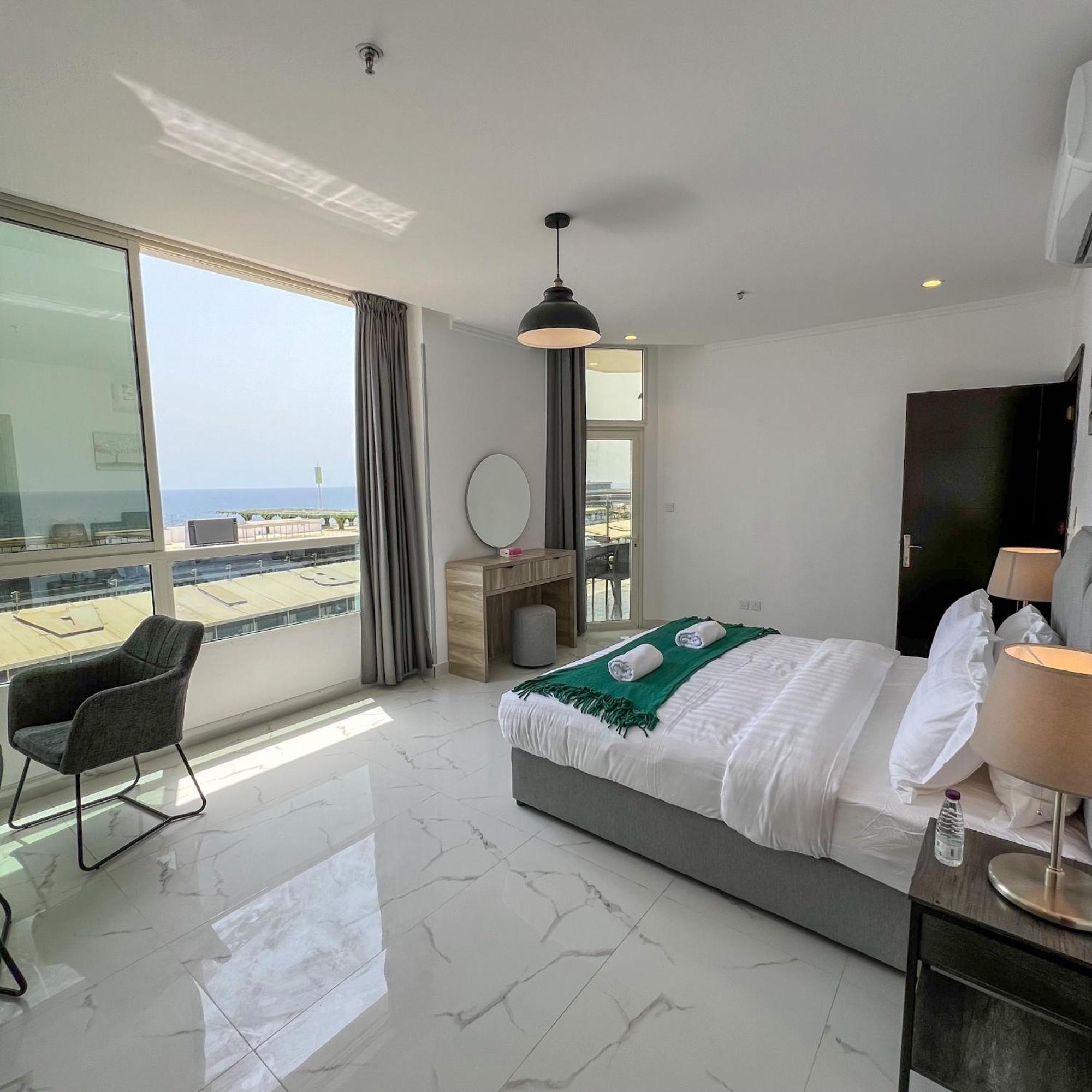Апартаменты Almasarat Tower Sea View Джедда Экстерьер фото