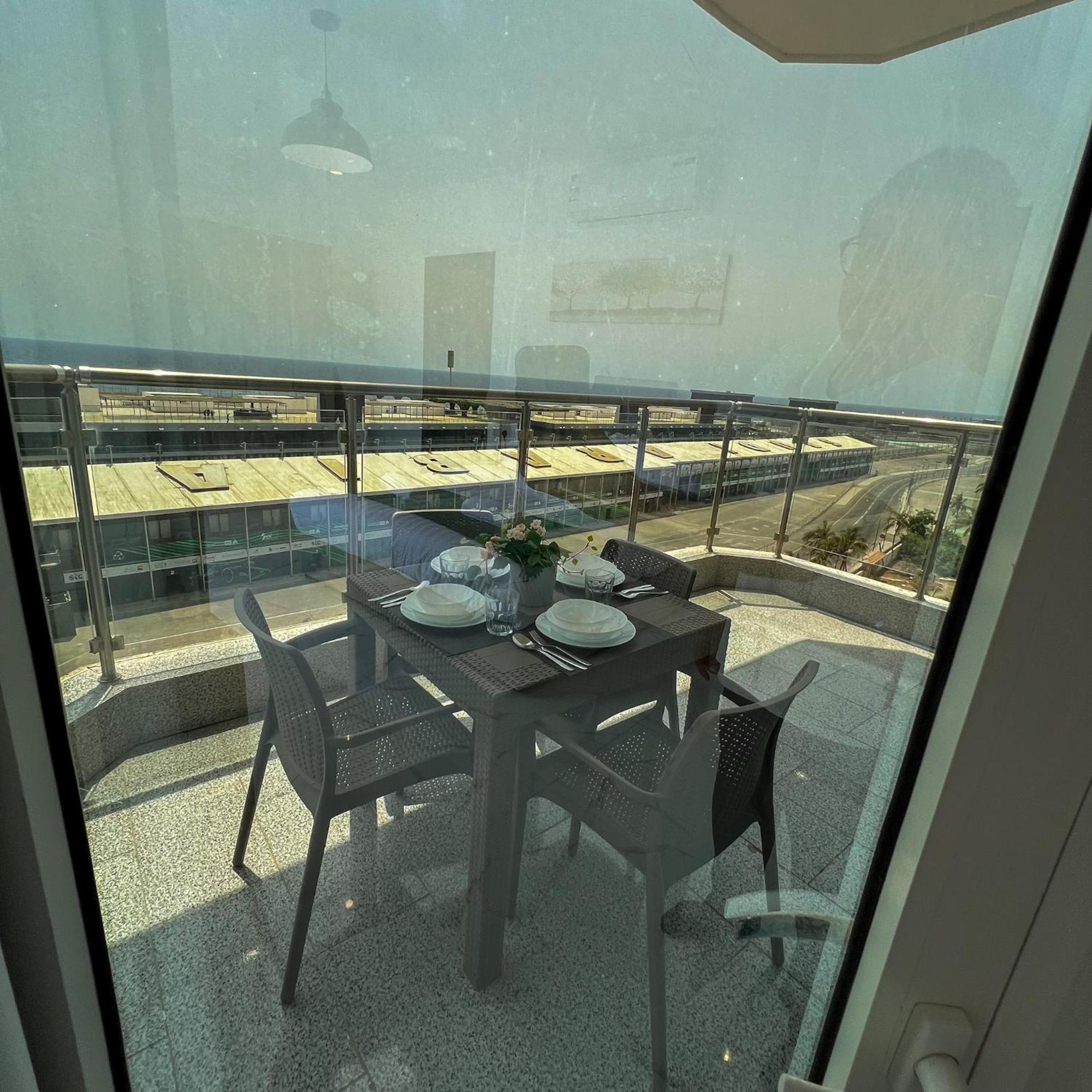 Апартаменты Almasarat Tower Sea View Джедда Экстерьер фото